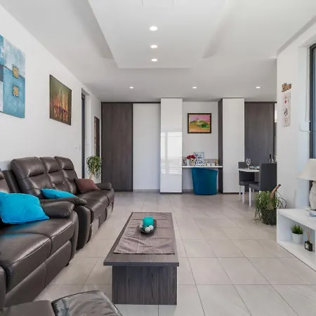 Albi By Interhome *