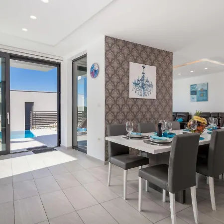 Albi By Interhome Kostrena