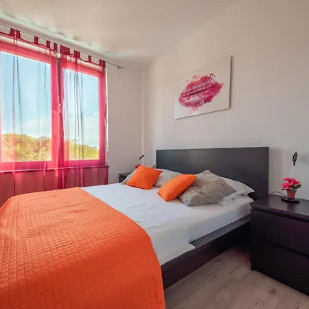 Albi By Interhome Kostrena